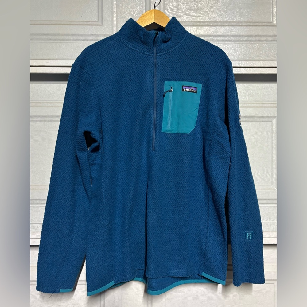 Patagonia Teal and Blue Fleece Pullover